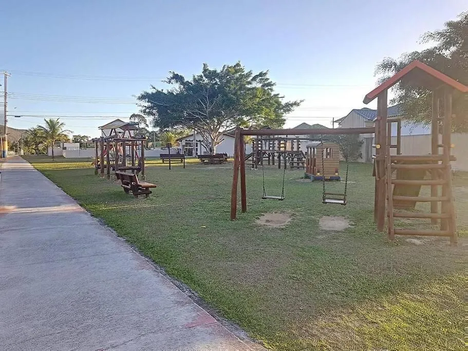 Casa Com Piscina, Churrasqueira E Ar Condicionado Em Condominio Cabo Frio Casa de Férias