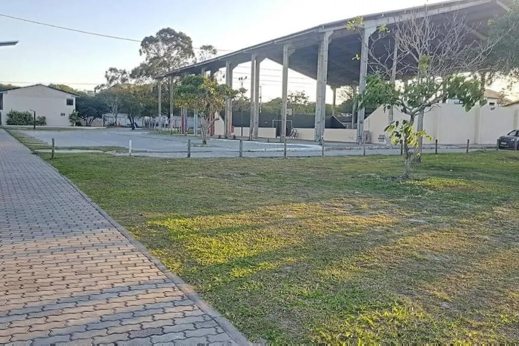 Casa de Férias Casa Com Piscina, Churrasqueira E Ar Condicionado Em Condominio Cabo Frio