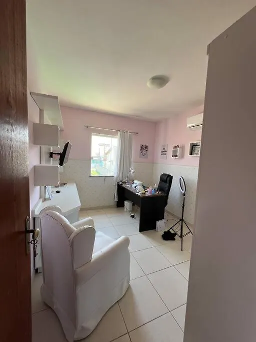 Casa de Férias Casa Com Piscina, Churrasqueira E Ar Condicionado Em Condominio Cabo Frio