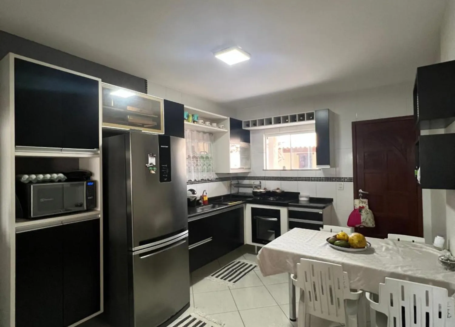 Casa Com Piscina, Churrasqueira E Ar Condicionado Em Condominio Cabo Frio Casa de Férias