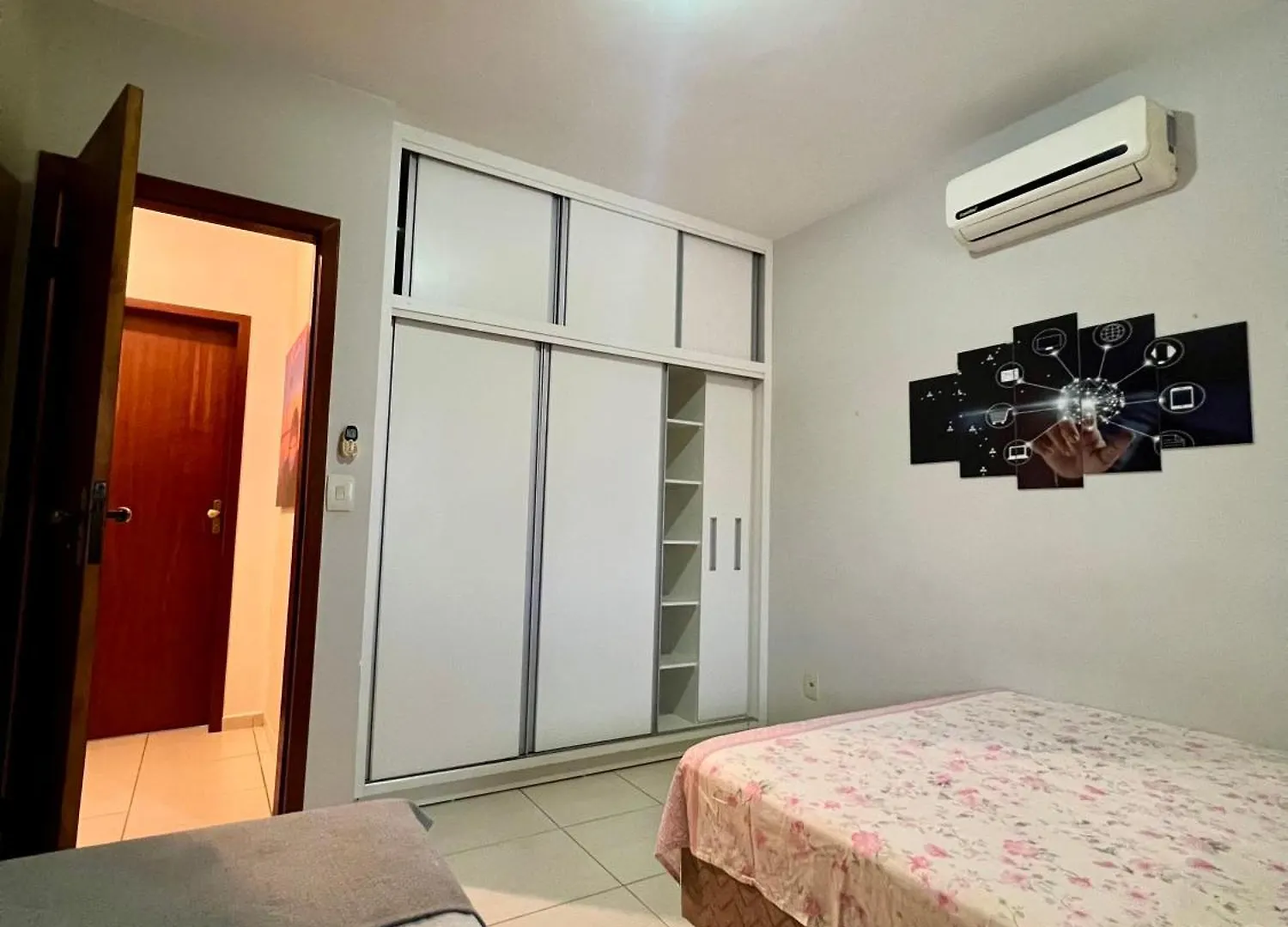 Casa Com Piscina, Churrasqueira E Ar Condicionado Em Condominio Cabo Frio 0*,  Brasil